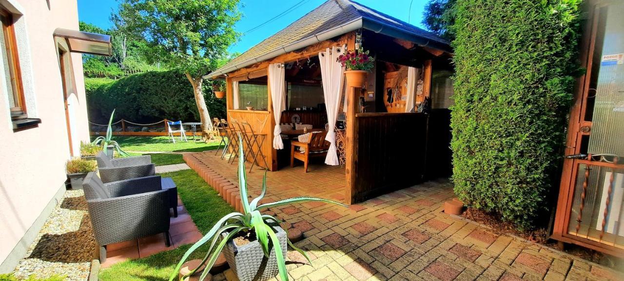 Pool Apartments Karlovy Vary Ngoại thất bức ảnh
