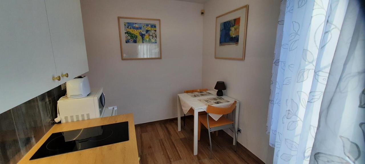 Pool Apartments Karlovy Vary Ngoại thất bức ảnh