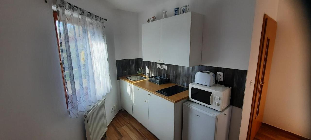 Pool Apartments Karlovy Vary Ngoại thất bức ảnh